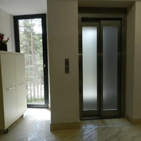Crystal Apartment